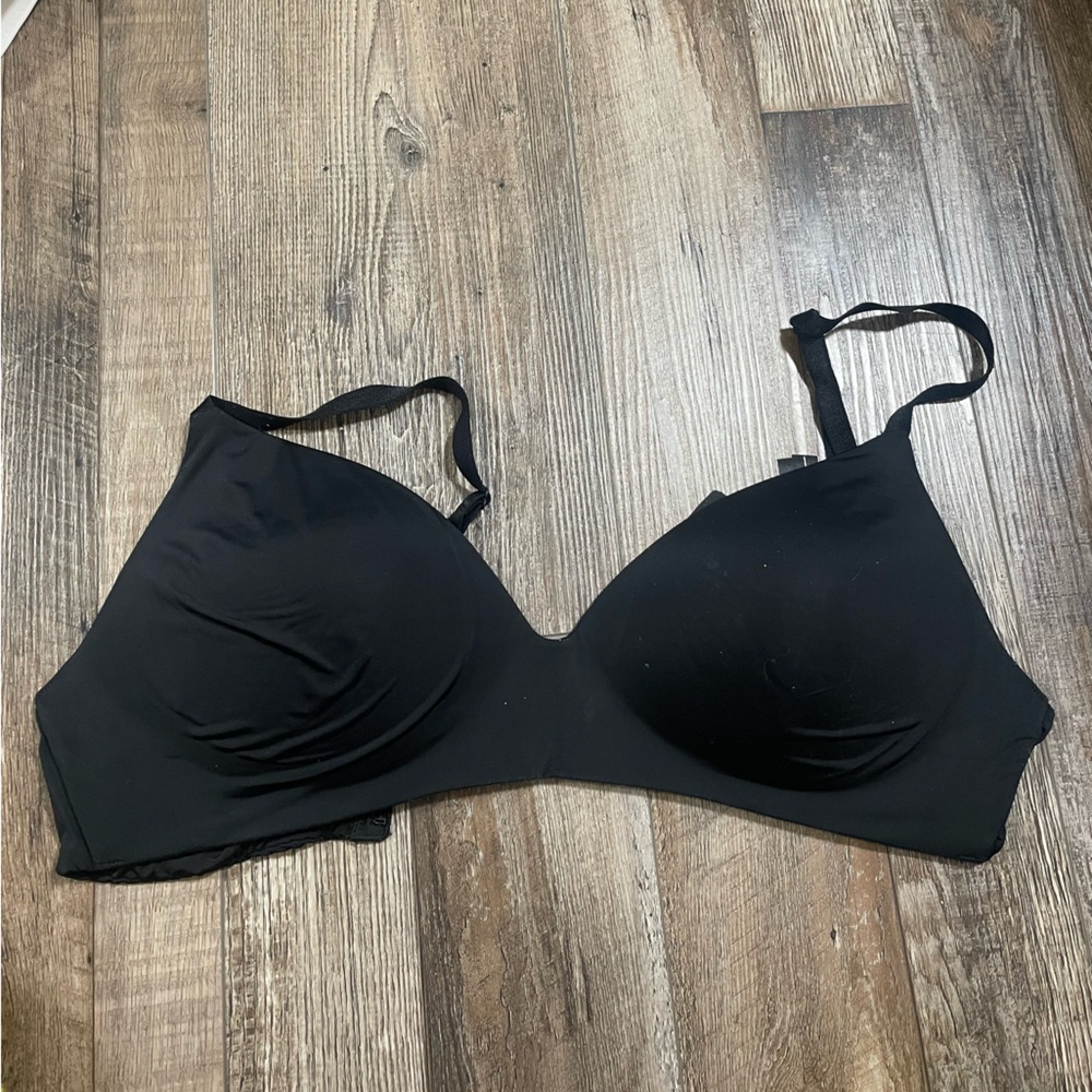 Black Victoria Secret wireless bra 36D